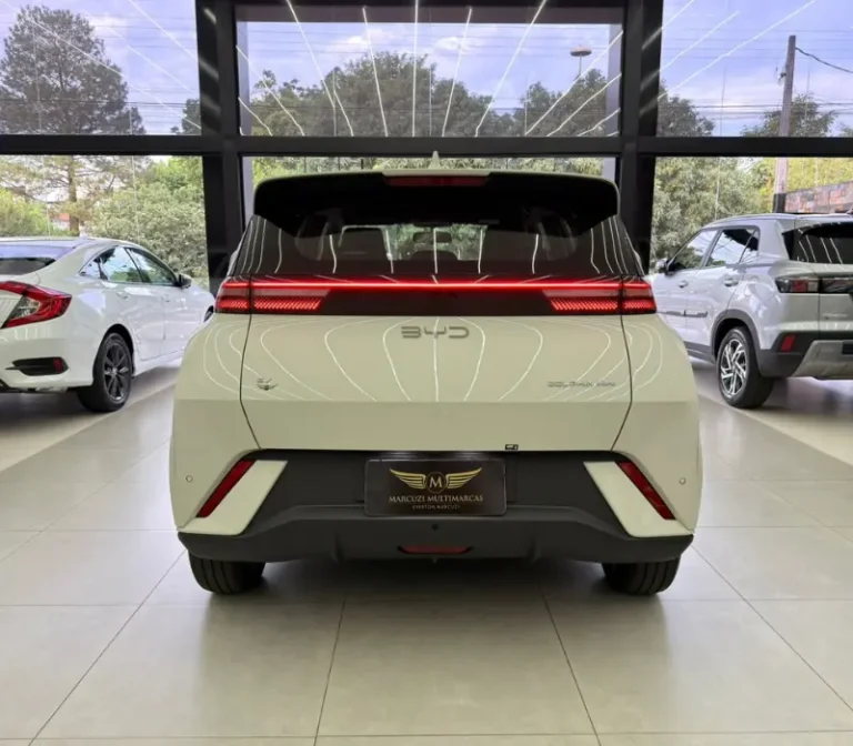 BYD_DOLPHIN MINI 38KW ELÉTRICO ÂNGULO TRASEIRO