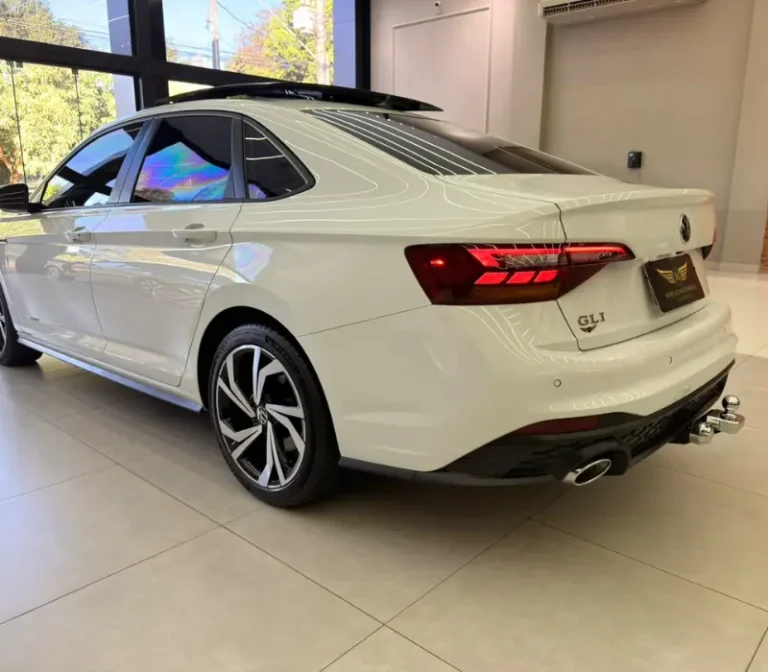 JETTA 2.0 350TSI GASOLINA GLI DSG 2023_2023 39.000KM FOTO ÂNGULO TRASEIRO DIREITO