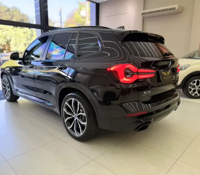X3 2.0 HÍBRIDO X-LINE XDRIVEE30 2024_2024 19.000KM FOTO ÂNGULO TRASEIRO DIREITO