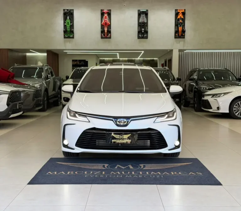 COROLLA 2.0 ALTIS FLEX 2020_2021 46.000KM Foto ângulo frontal