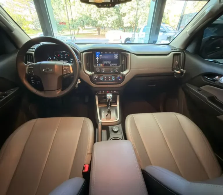 Carro - Seminovo - Carro usado - Carro de Luxo - carro em bom estado -