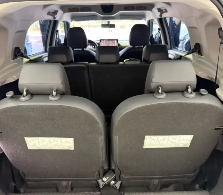 CITROËN C3 AIRCROSS 1.0 TURBO 200 FLEX SHINE 7LUGARES CVT 2024_2025 53.000KM FOTO BAGAGEIRO